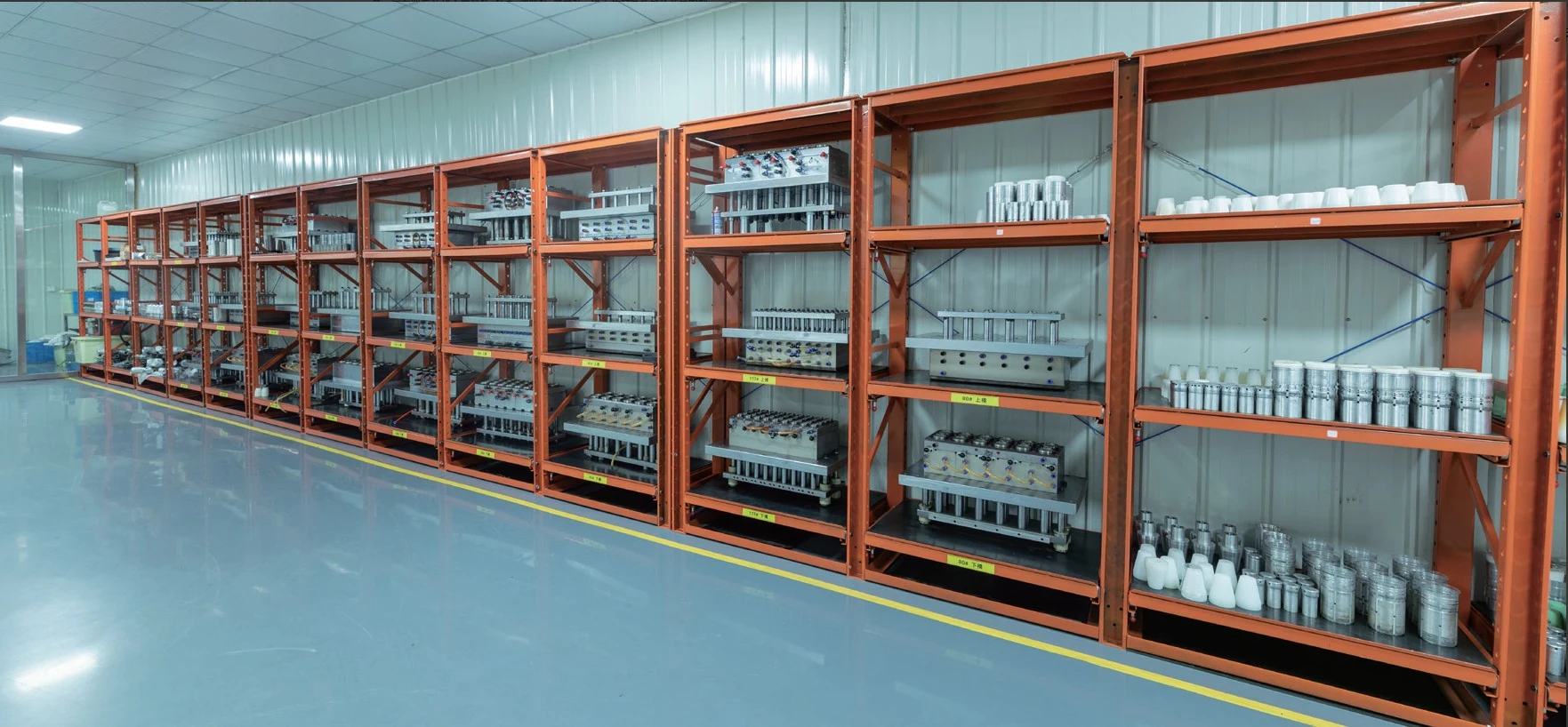 Dedicated multi-cavity thermoforming mould storage and tooling inventory